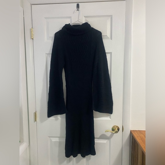 Cache Dresses & Skirts - Cache vintage wool blend witchy goth black turtleneck winter chic midi dress